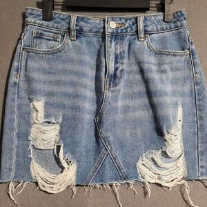 PacSun Denim Distressed Mini-Skirt Women's Size 25  Small